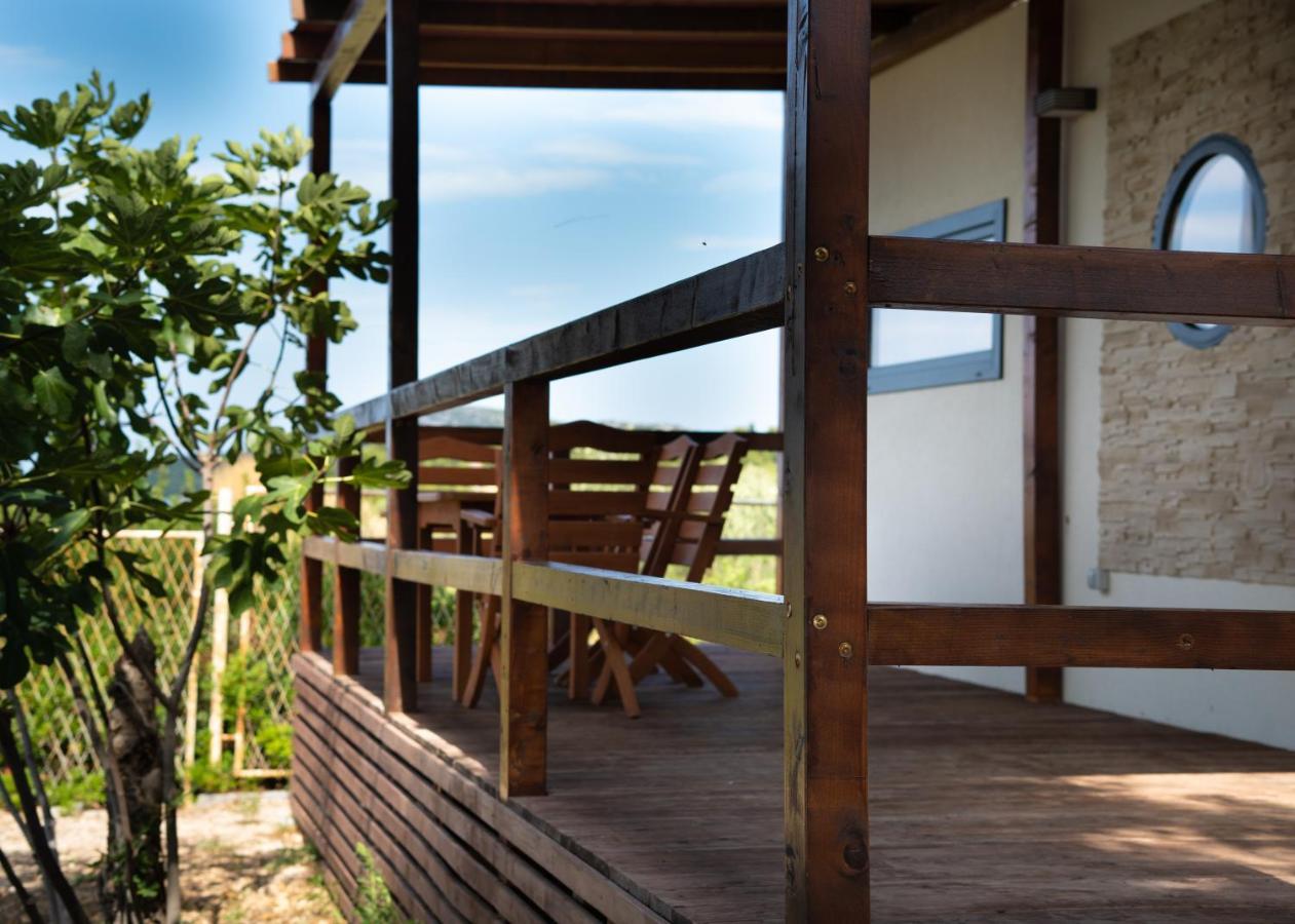 Mediteran Travel Mobile Homes Miran Pirovac Dış mekan fotoğraf